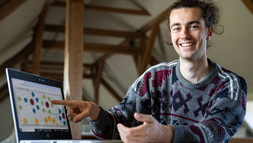 Vincent Gewert - Student des Studiums Individuale an der Leuphana in Lüneburg
