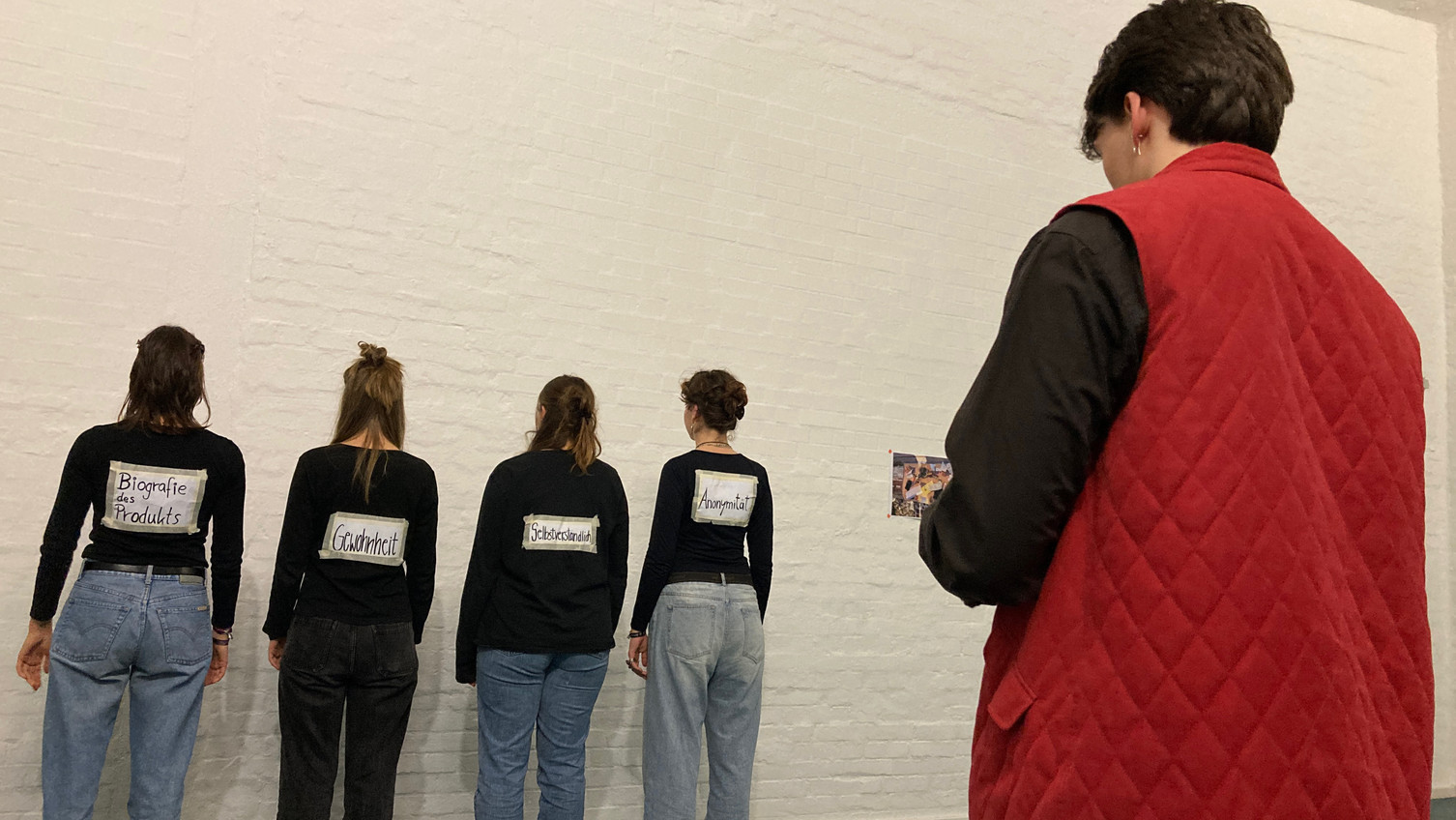 Projektseminar "Zwischen Intervention und Performance", Dokumentation Gruppenarbeit "Supermarkat"