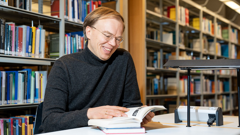 Neu an der Leuphana: Prof. Dr. Kevin Drews – Blick auf Ungesehenes