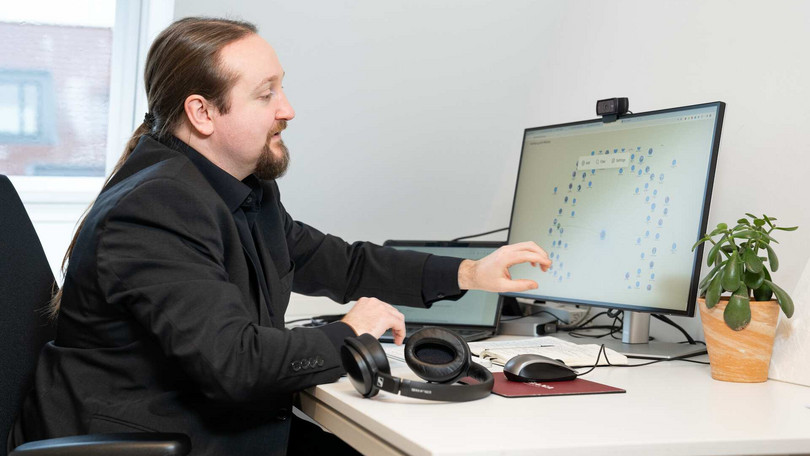 Neu an der Leuphana: Prof. Dr. Ricardo Usbeck – „KI ersetzt den Menschen nicht“