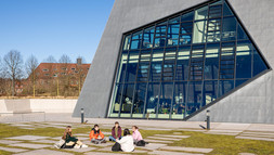 Imageshooting_Hoersaalgang_Zentralgebaude_29