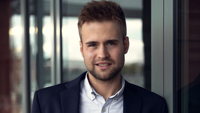 Stipendiat Marcel Colmorgon studiert BWL und Digital Business am Leuphana College. Für ihn zählen Innovation im Studium und Fairplay auf dem Platz.