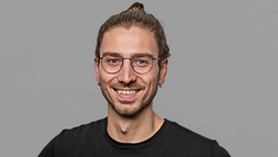 Valentin Feneberg Awarded Humboldt Prize