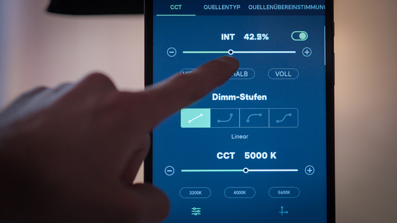Steuerung der Studioleuchten per Tablet