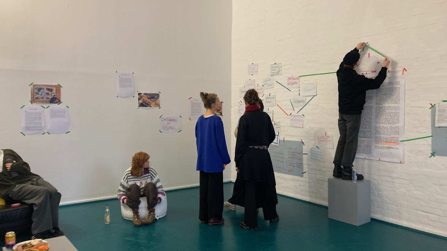 Projektseminar "Zwischen Intervention und Performance", Abschlussdiskussion