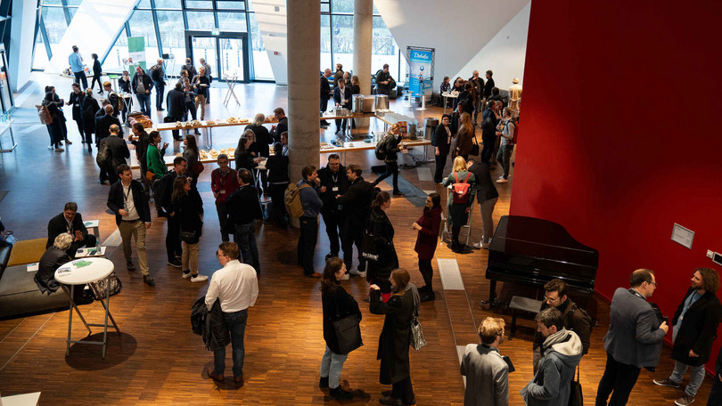 Austausch und Vernetzung bei der VHB-Tagung