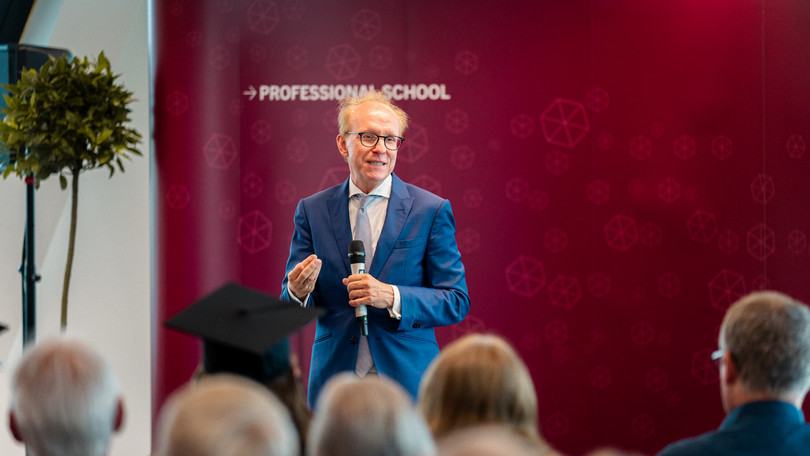 "Motivation und Gemeinschaft als Schlüssel zum Erfolg" – Graduationsfeier der Leuphana Professional School