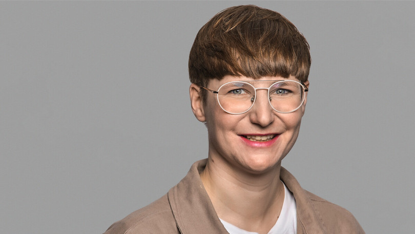 Dissertation title: "Emanzipation und Gewalt. Feministische Rechtskritik mit Marx, Derrida und Deleuze"