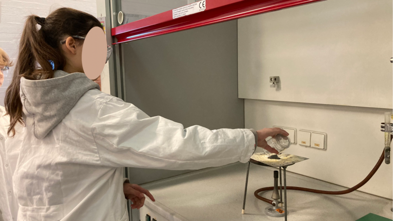 Einblicke in die Experimentiervormittage im Wintersemester 2023/2024