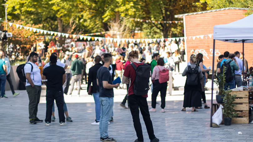Vertrauen – eine Utopie? Die Leuphana lädt zur Utopie-Konferenz mit Maja Göpel und Jagoda Marinić ein