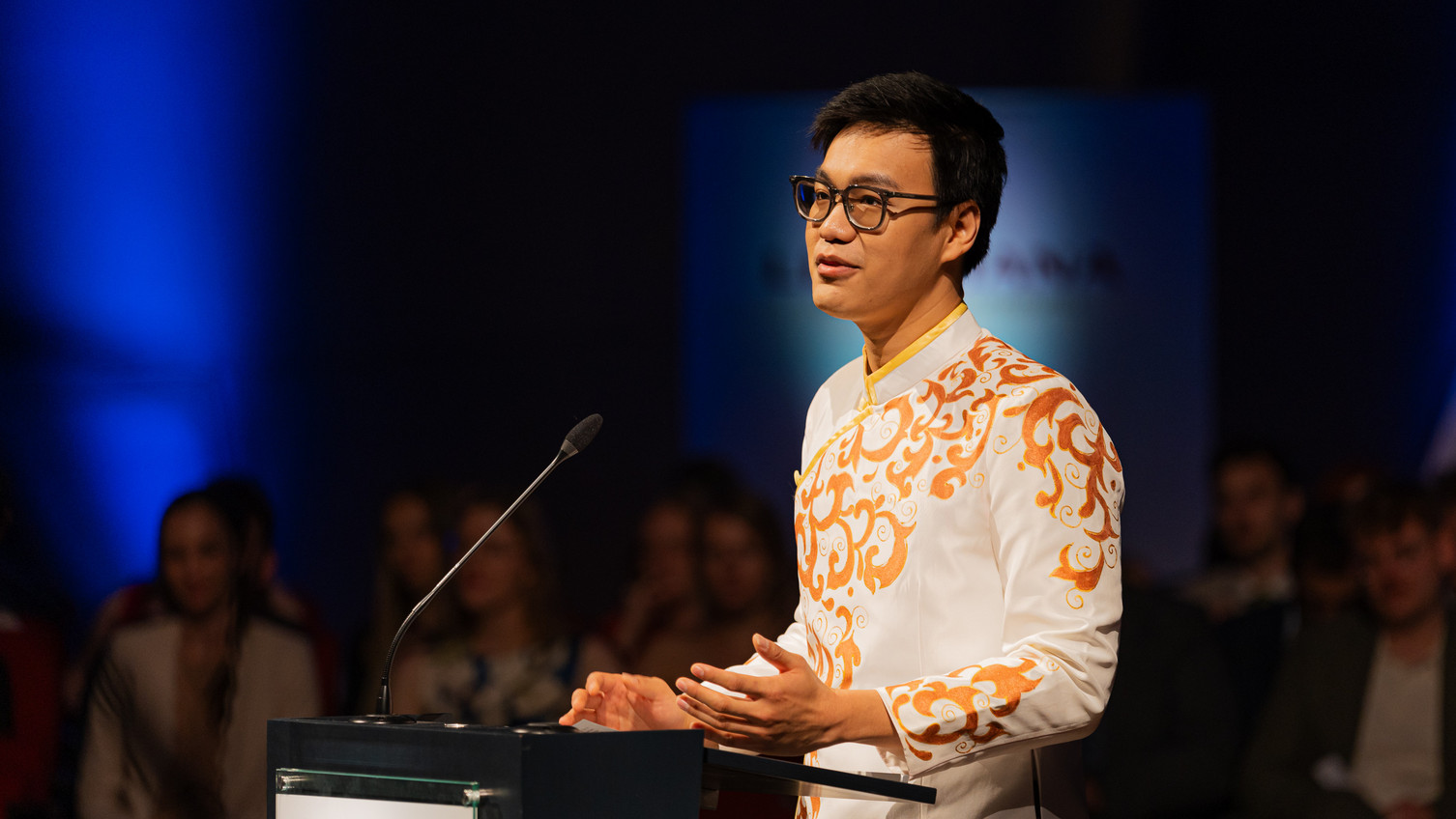 Absolvent Chân Lê Graduiertenfeier 2024