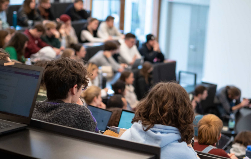 Ausgezeichnete Forschung in der Leuphana Innovation Community „Schulentwicklung und Leadership“