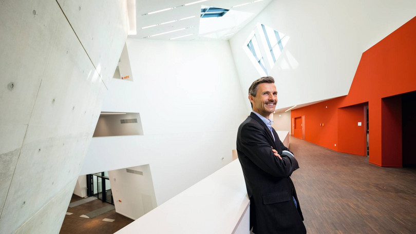 Prof. Dr. Stefan Schaltegger, Forschungsdekan der Fakultät Nachhaltigkeit über die neuen Sustainability Science-Master