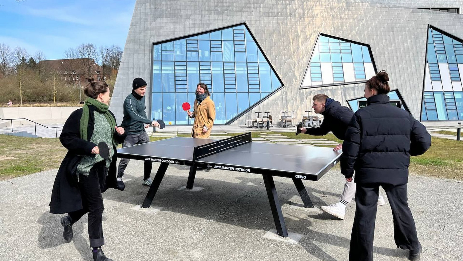 Take a healthy break and play table tennis. You can rent rackets and balls at Studio 21.