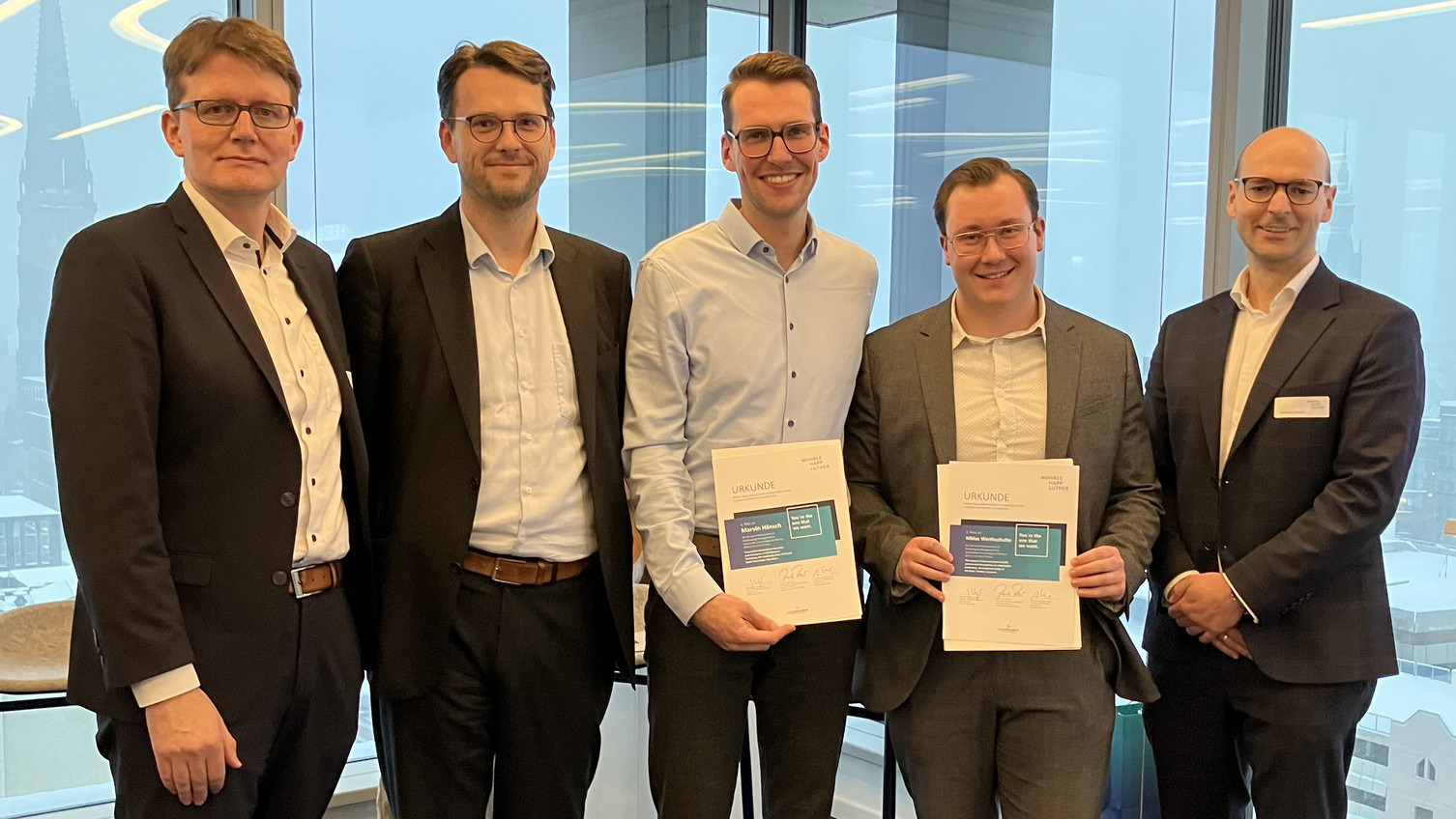 Group photo of the prizewinnersen