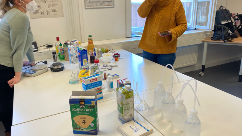 Experimentiermaterial zum Thema "Milch"