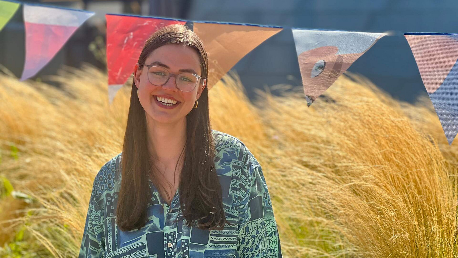 Jana Schulte Hürmann is particularly enthusiastic about the cross-generational discourse at the Utopia Conference: "Committed people from all age groups come together here."