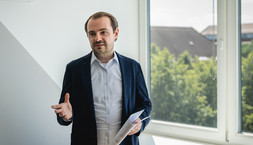 "We build on an established network of behavioural economists and systematically connect the smaller locations," explains Prof. Dr. Mario Mechtel.